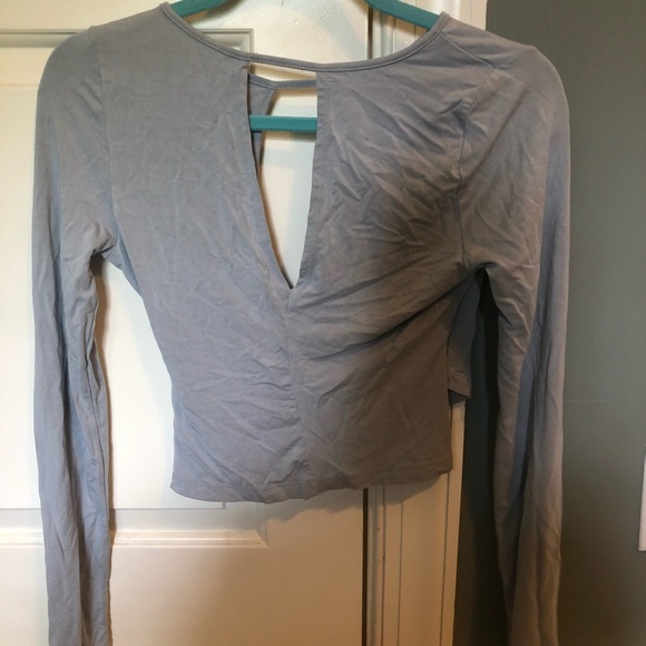 Long Sleeve Fabletics Yoga Top - Picture 2 of 3